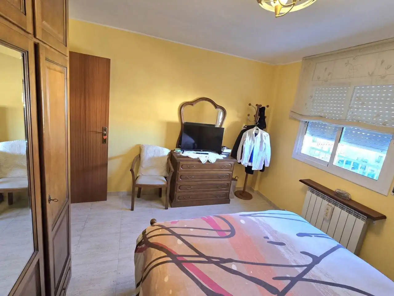 Habitación de Piso en venta en Salt con Calefacción, Terraza y Trastero