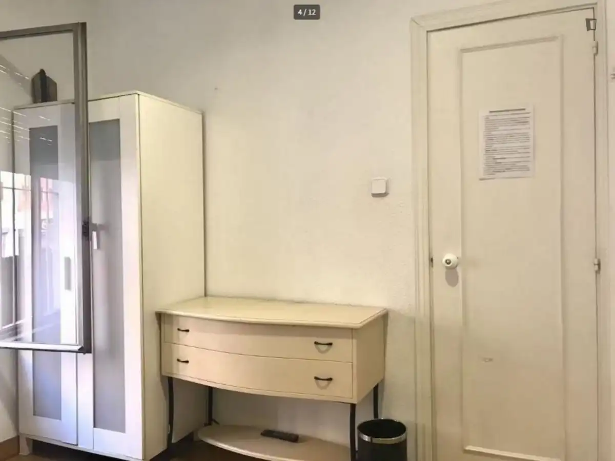 Room in Guindalera