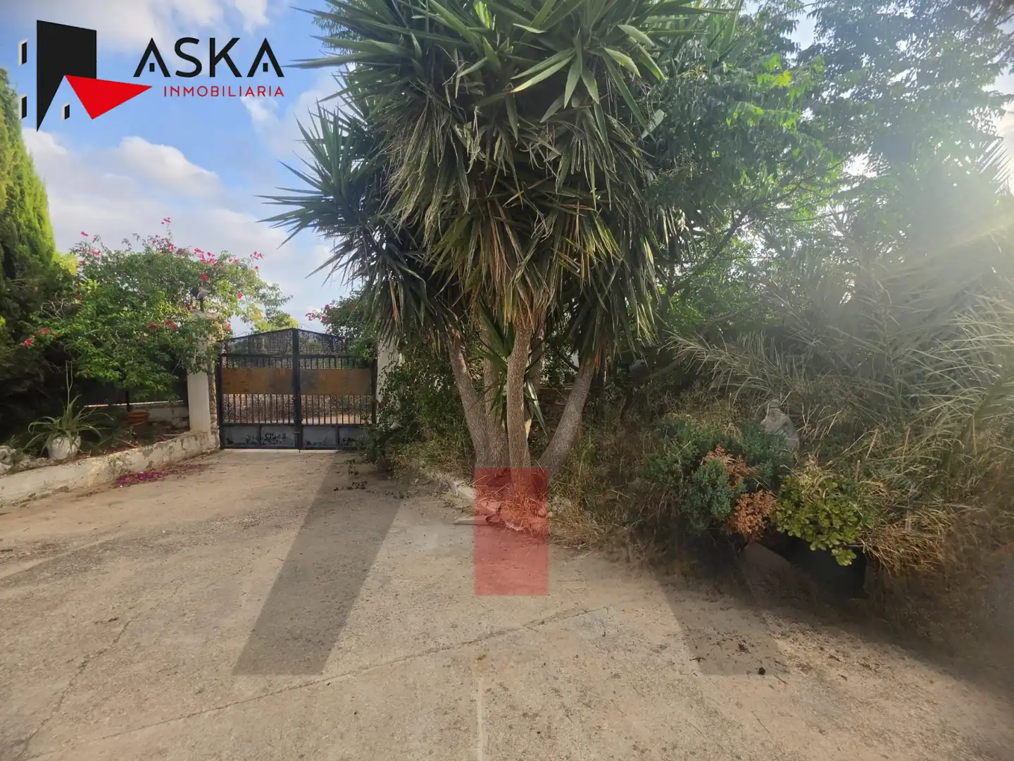 Casa o xalet en venda en Montserrat amb Jardí privat, Traster i Piscina