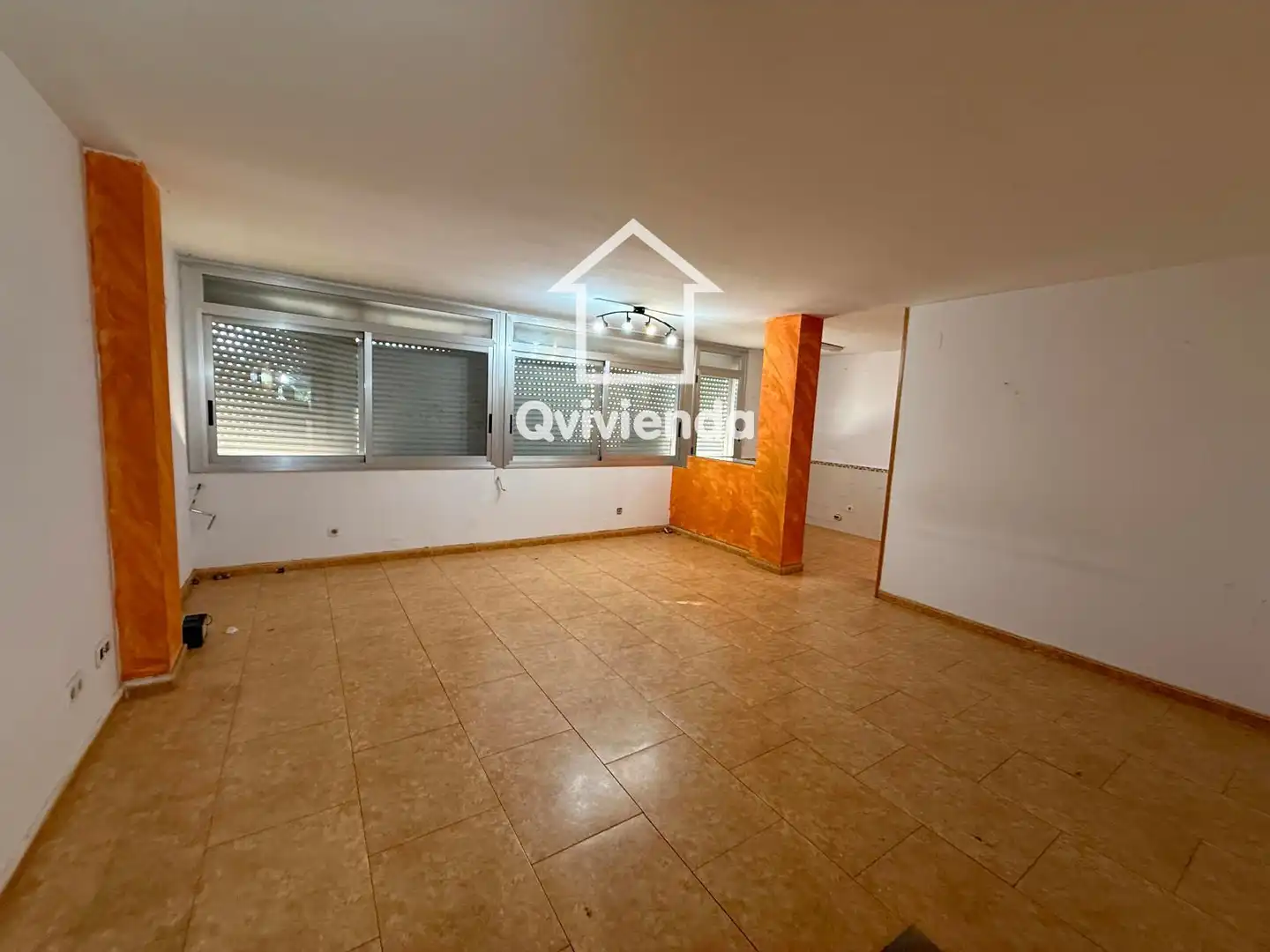 Wohnung zum Verkauf in Sabadell mit Heizung und Terrasse