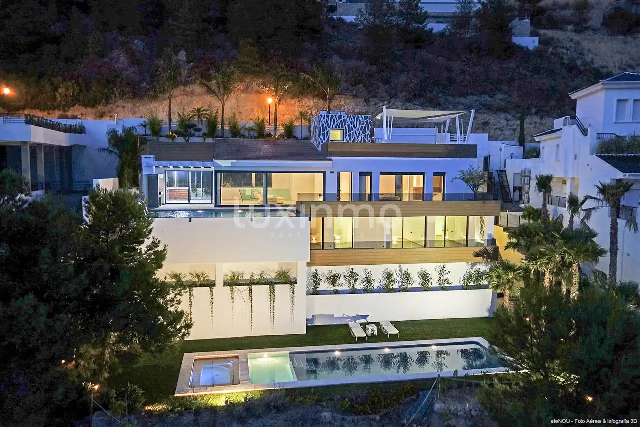Vista exterior de Casa o chalet en venta en Altea con Aire acondicionado, Calefacción y Jardín privado