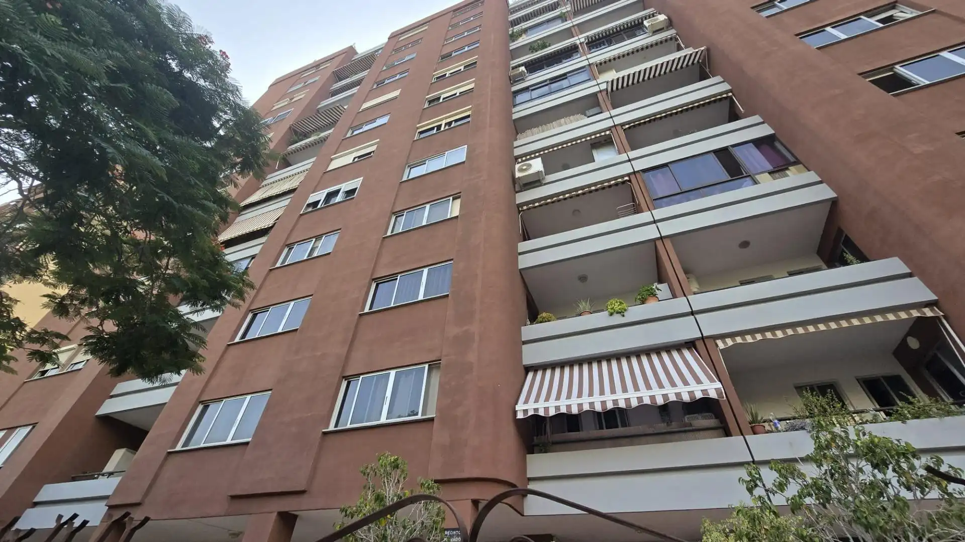 Exterior view of Flat for rent in Santa Cruz de Tenerife  with Terrace, Furnished and Community pool