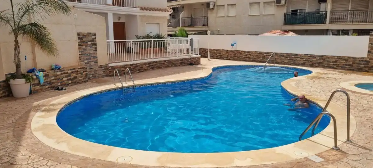 Piscina de Apartamento de alquiler en Águilas con Terraza, Balcón y Piscina comunitaria