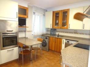 Kitchen of Flat to rent in Gijón   with Heating, Parquet flooring and Furnished