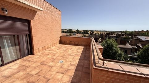 Foto 5 de Àtic de lloguer a Calle Cantueso, Yebes - Valdeluz, Yebes