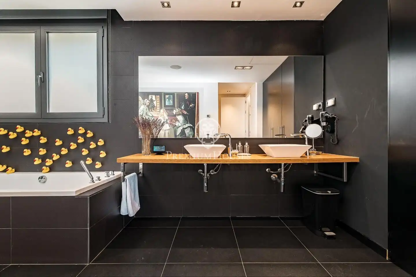 Bathroom of Houses for sale in Sant Cugat del Vallès  with Air Conditioner, Heating and Private garden