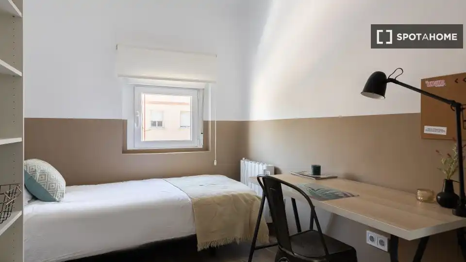 Bedroom of Flat for rent in Getafe  with Air Conditioner, Heating and Furnished