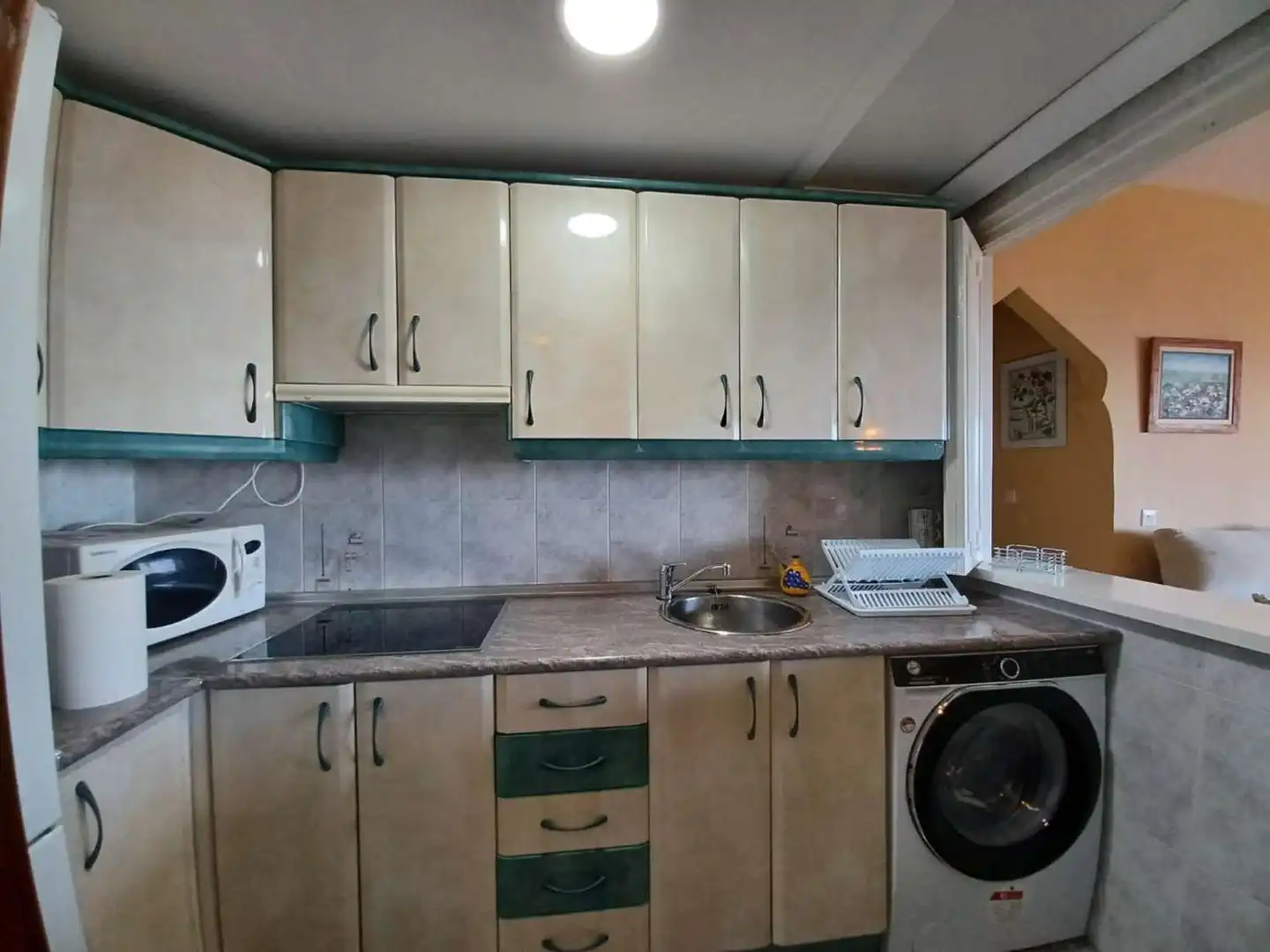 Cocina de Apartamento de alquiler en Torremolinos con Aire acondicionado, Calefacción y Terraza