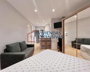 Bedroom of Apartment for sale in  Barcelona Capital  with Heating