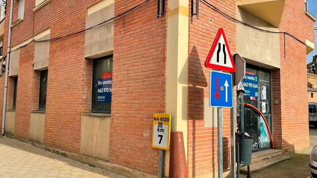 Aparcament de Local en venda en Berbinzana