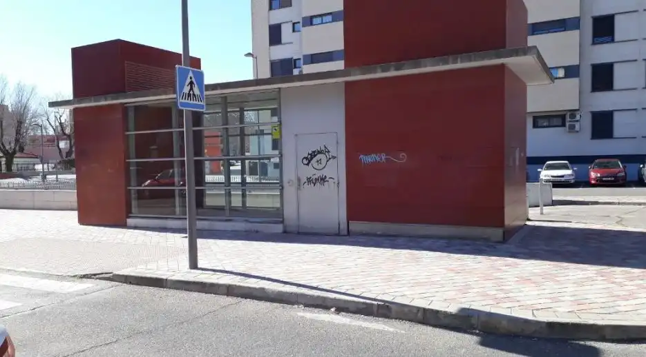 Exterior view of Garage for sale in Valdemoro