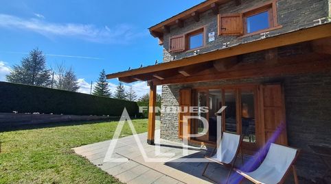 Foto 3 de Casa o xalet en venda a Avinguda Pirineus, 6, Alp poble, Alp