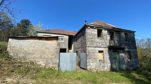 REF: 01281 - CASA PARA RESTAURAR CON FINCA EN VENTA