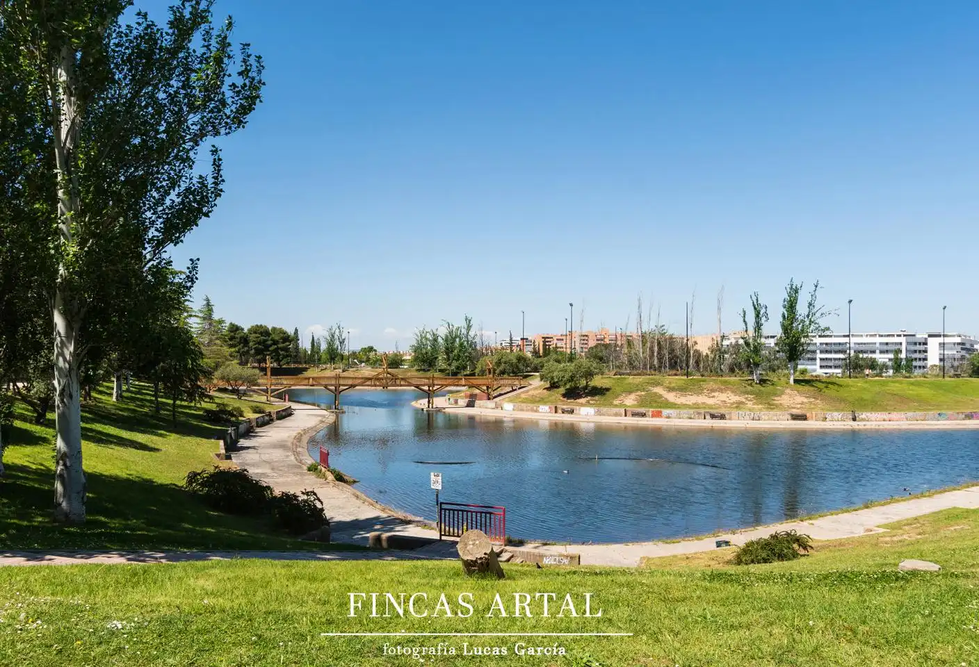 Houses for sale in Zaragoza  with Air Conditioner, Heating and Private garden