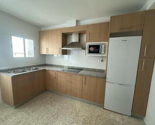 Cuina de Pis de lloguer en  Granada Capital amb Balcó