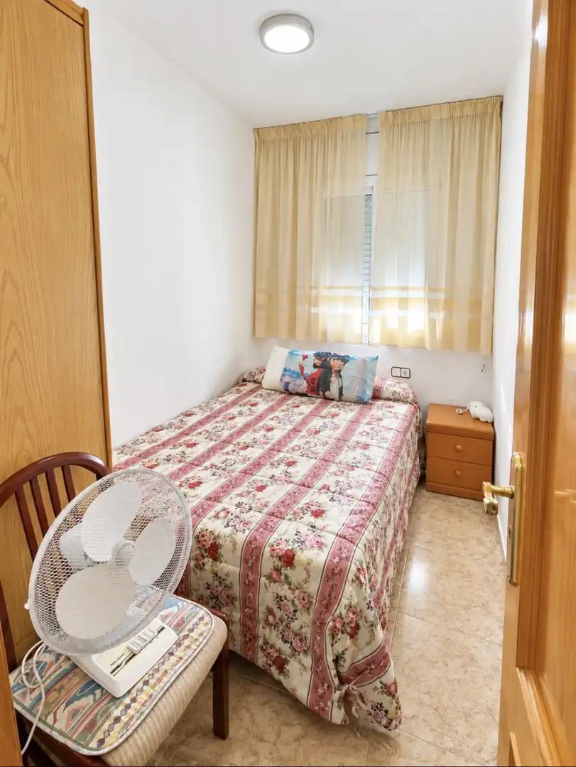 Dormitori de Casa o xalet en venda en Esparreguera amb Calefacció, Terrassa i Traster