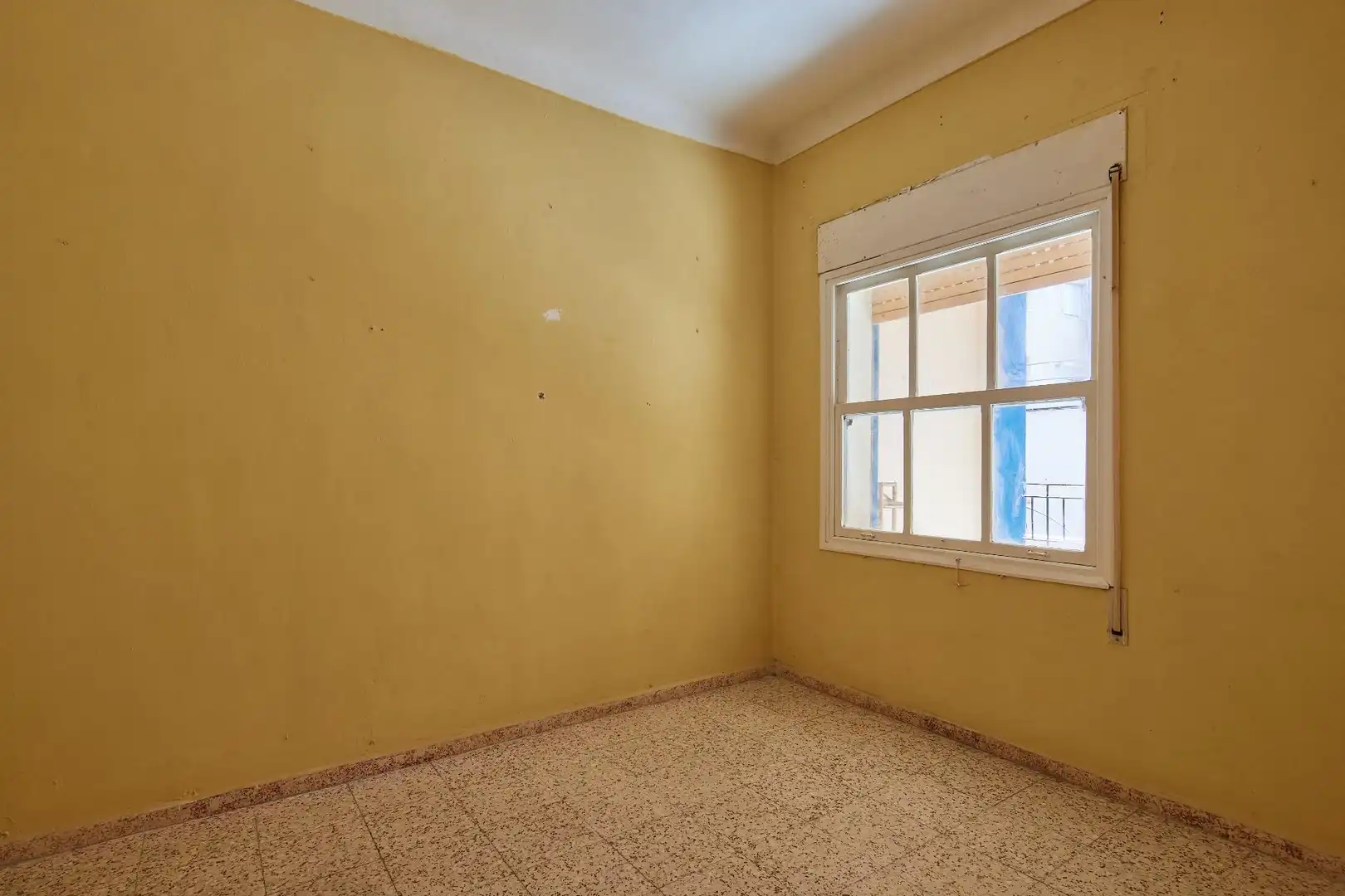 Habitación de Planta baja en venta en Cádiz con Terraza y Balcón