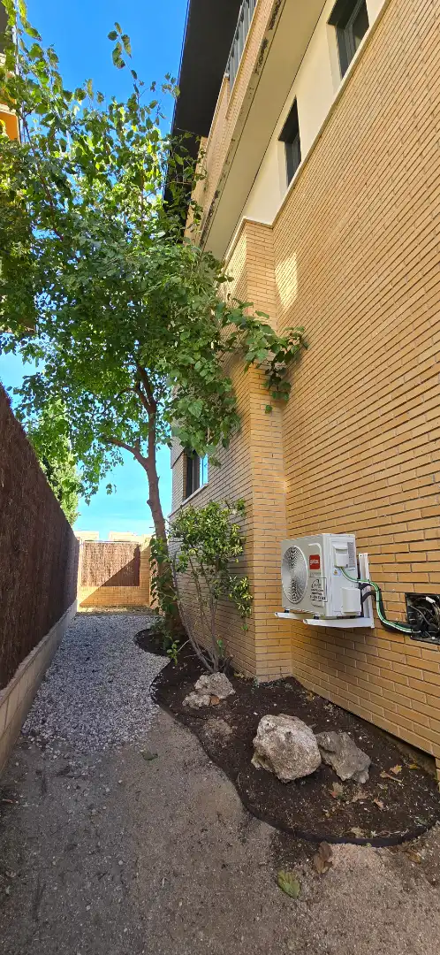 Casa pareada con piscina en venta en Calle de Ibiza, imagen 44