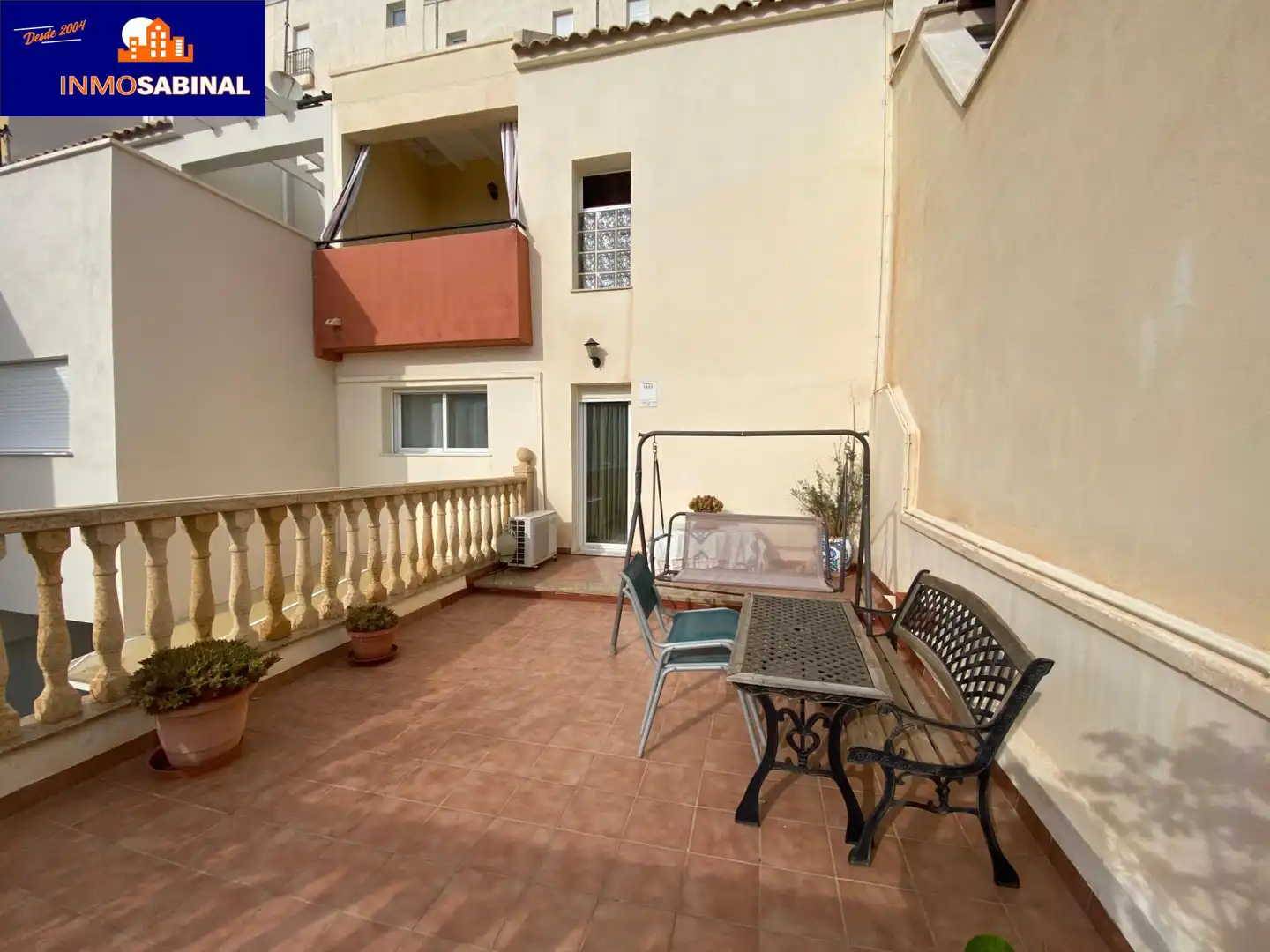Terrassa de Casa adosada en venda en Roquetas de Mar amb Aire condicionat, Calefacció i Terrassa