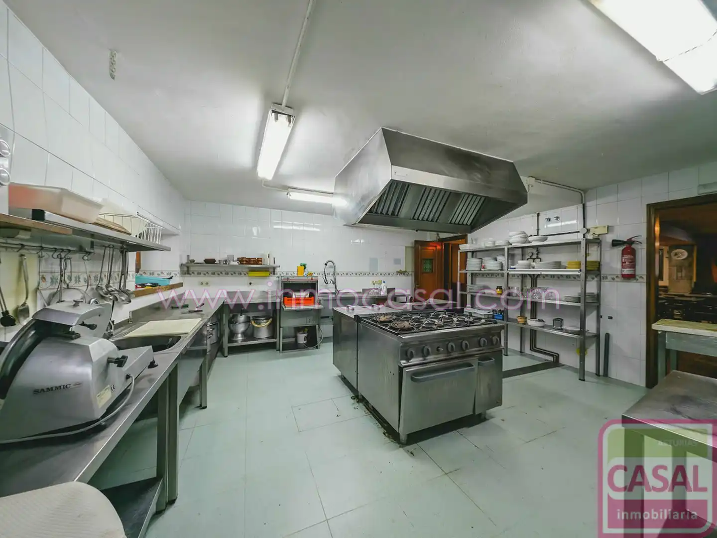 Cocina de Casa o chalet en venta en León Capital  con Calefacción, Trastero y Amueblado