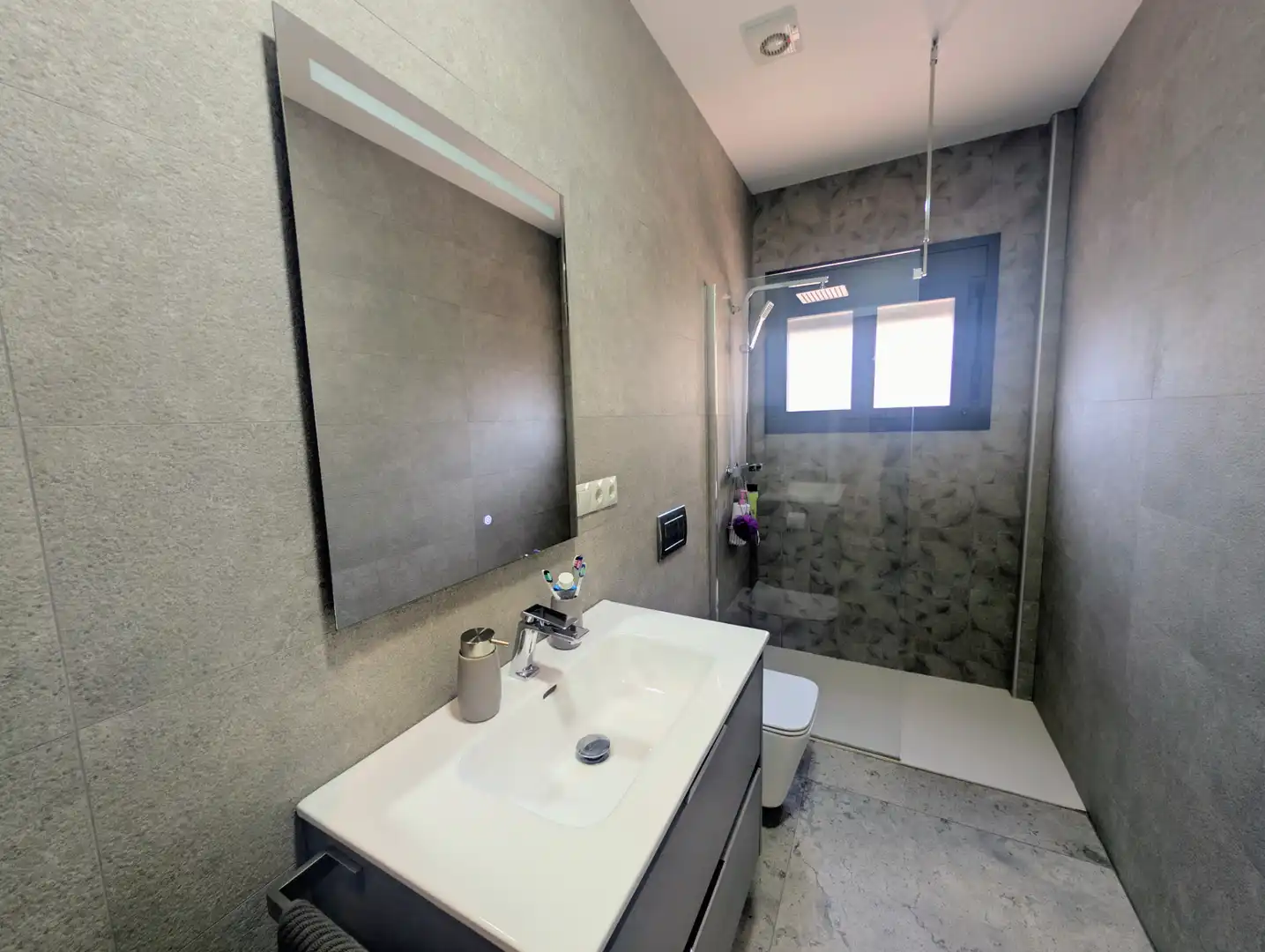 Baño de Casa o chalet en venta en Terrassa con Calefacción, Jardín privado y Terraza