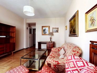Flat with lift for sale in Calle de Juan Montalvo
