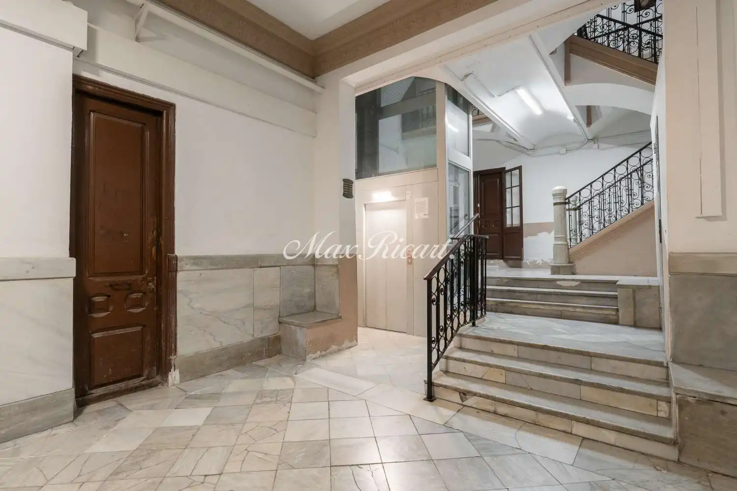 Local comercial de lloguer a Eixample, imagen 33
