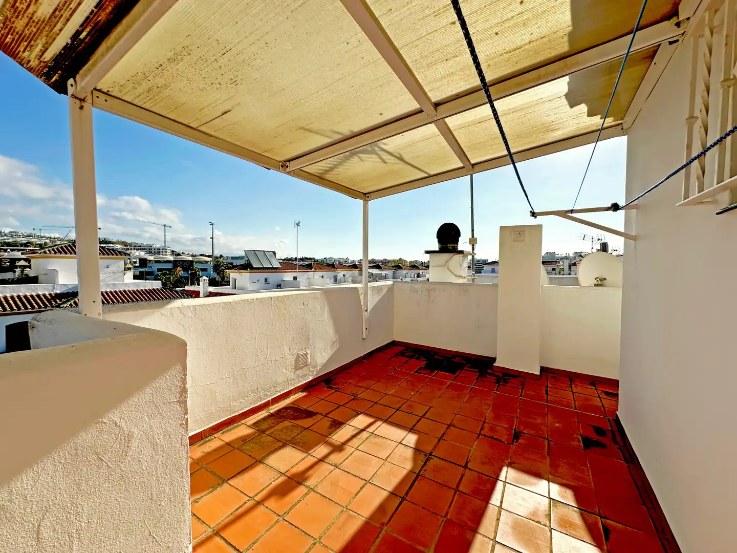 Terrassa de Casa adosada en venda en Estepona amb Aire condicionat, Terrassa i Traster