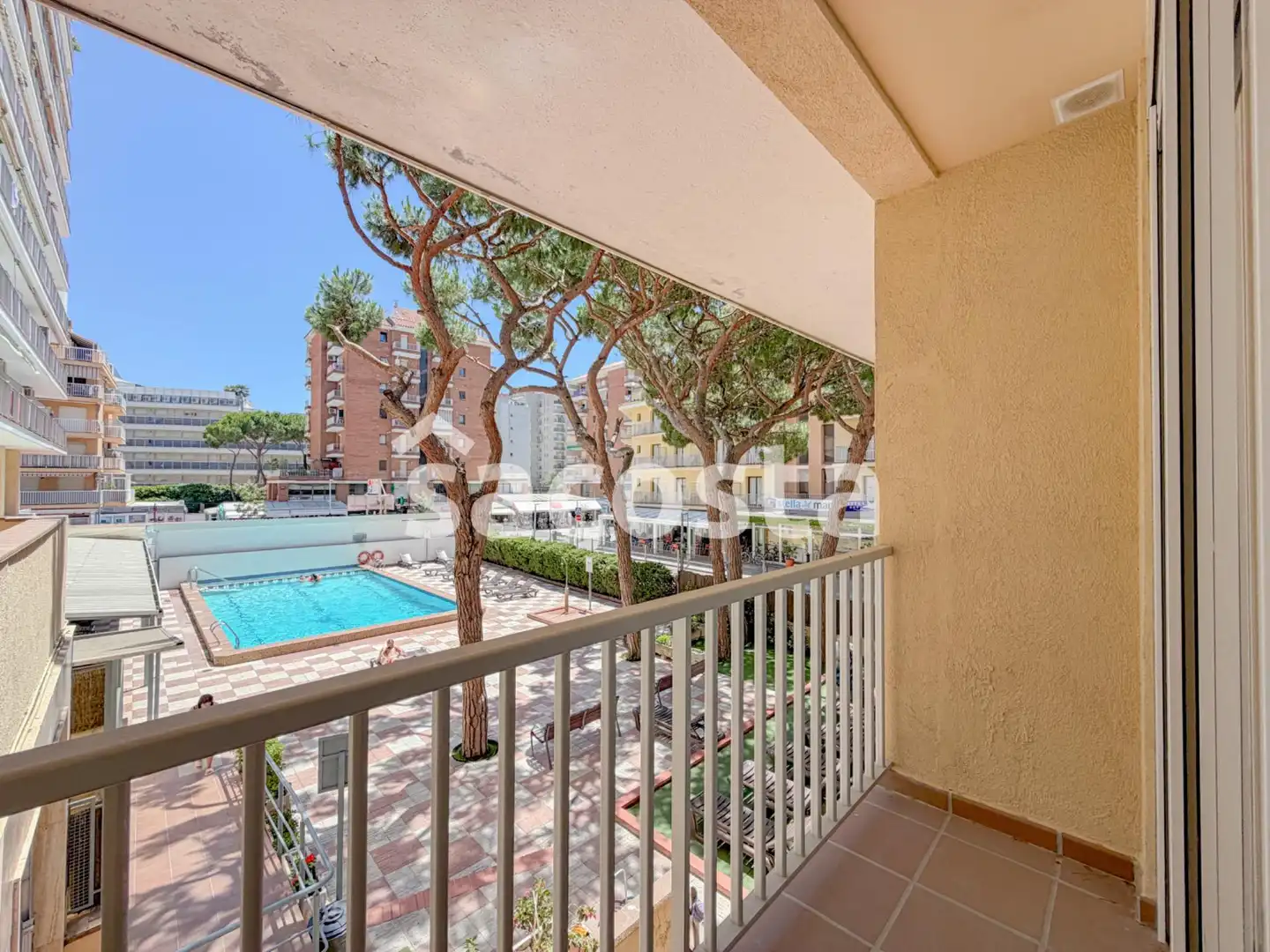 Vista exterior de Piso en venta en Blanes con Calefacción, Terraza y Balcón