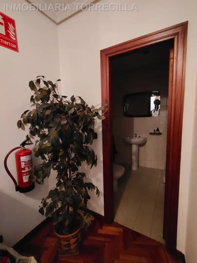 Bany de Oficina de lloguer en Valladolid