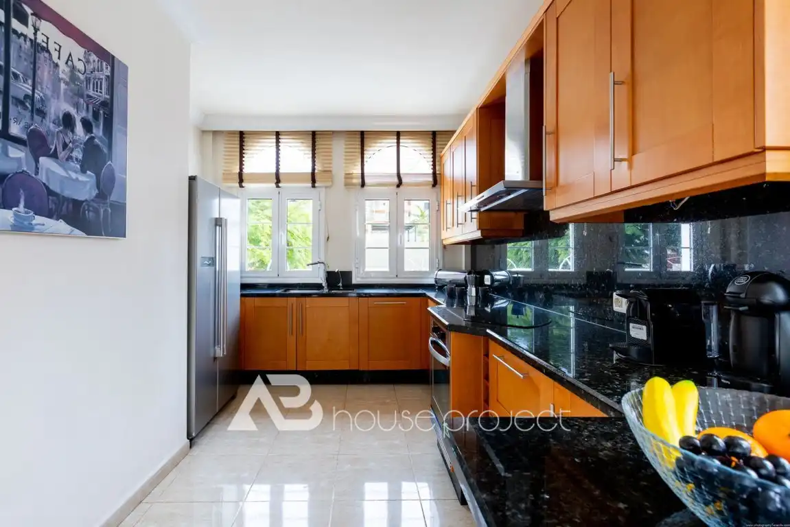 Casa con piscina en venta en Calle el Sauce, imagen 17