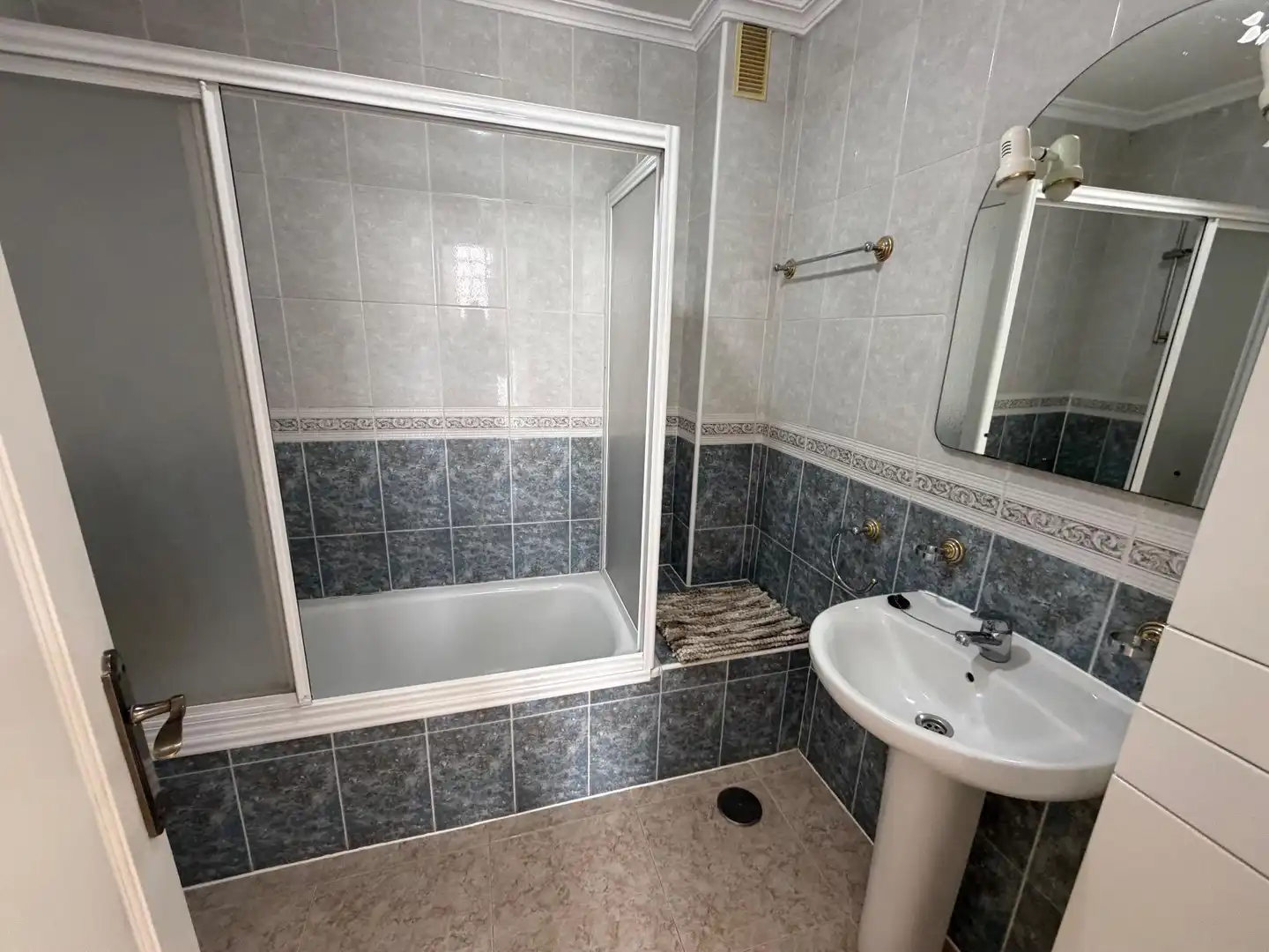 Semi-detached house with terrace for sale in Orihuela Costa, imagen 18