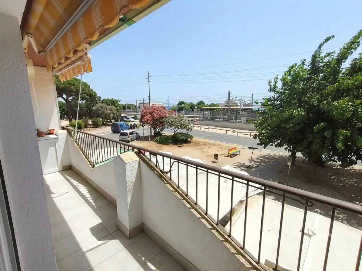 Terrasse von Wohnung zum Verkauf in Pineda de Mar mit Klimaanlage und Heizung