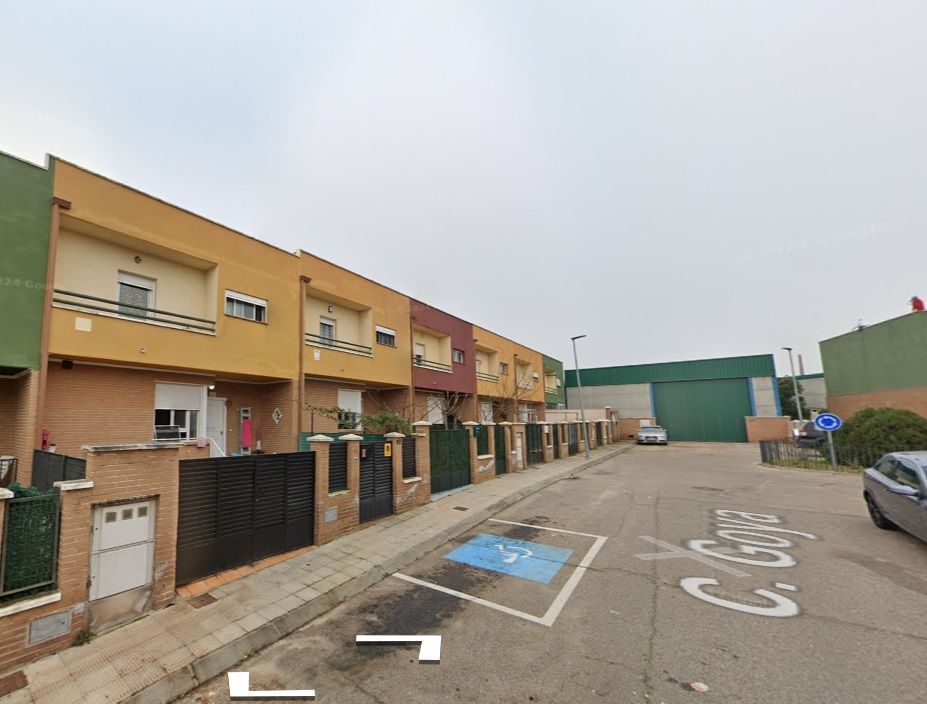 Exterior view of House or chalet for sale in Santo Domingo-Caudilla