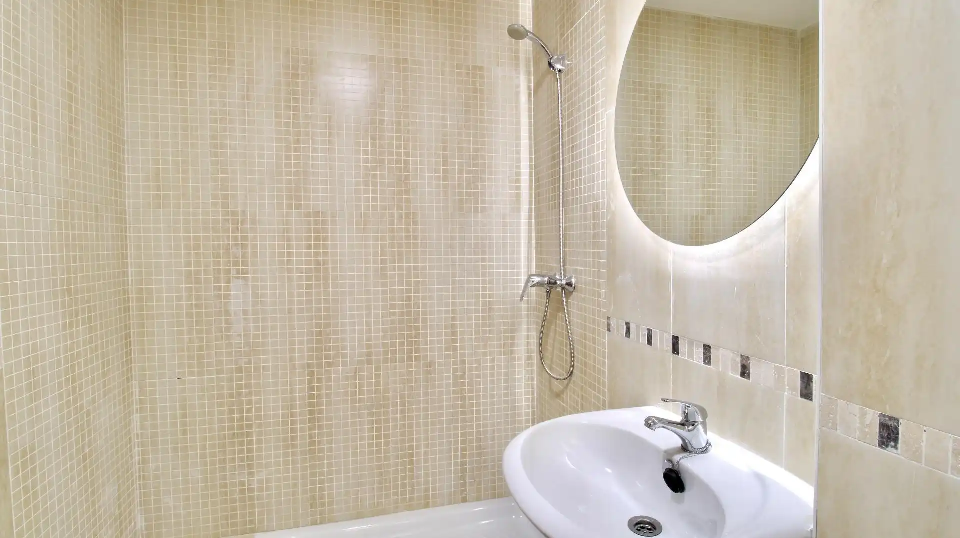 Badezimmer von Wohnung zum Verkauf in Atarfe mit Terrasse und Balkon
