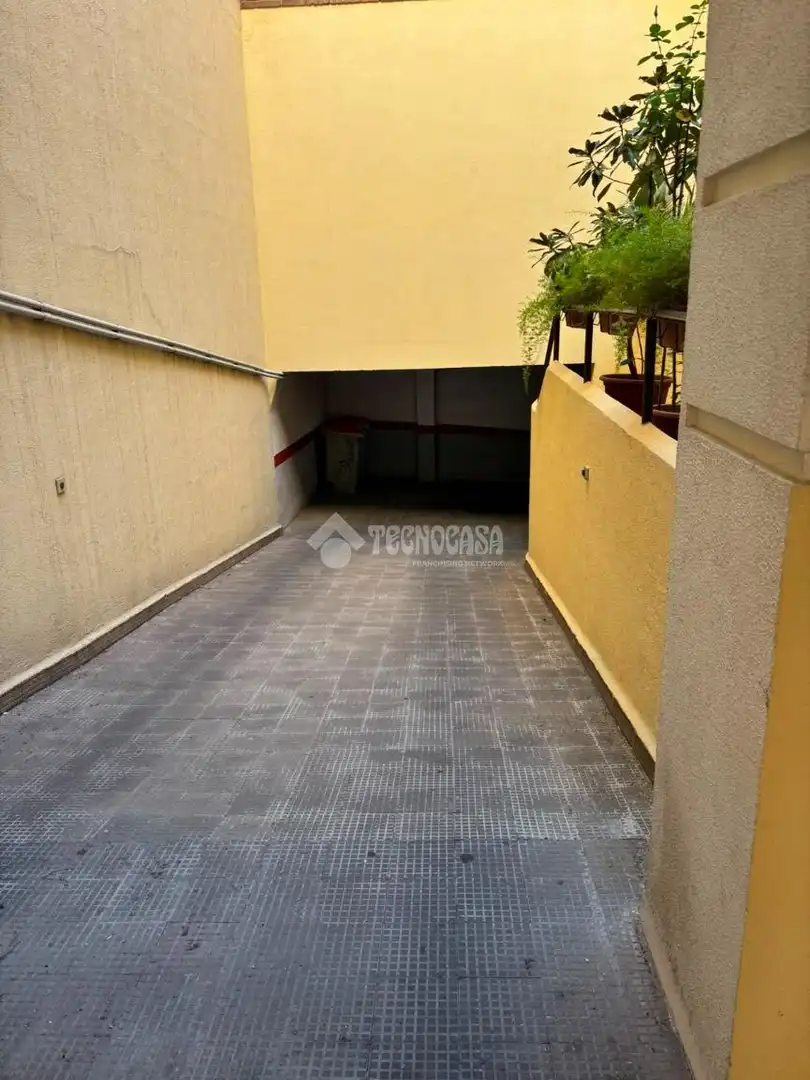 Parking de Piso en venta en Madrid