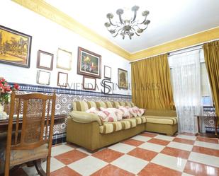 Living room of House or chalet for sale in  Sevilla Capital  with Terrace and Balcony