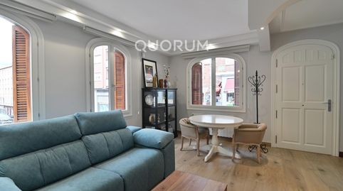 Foto 4 de Casa adosada en venta en Santutxu - Basarrate, Bilbao