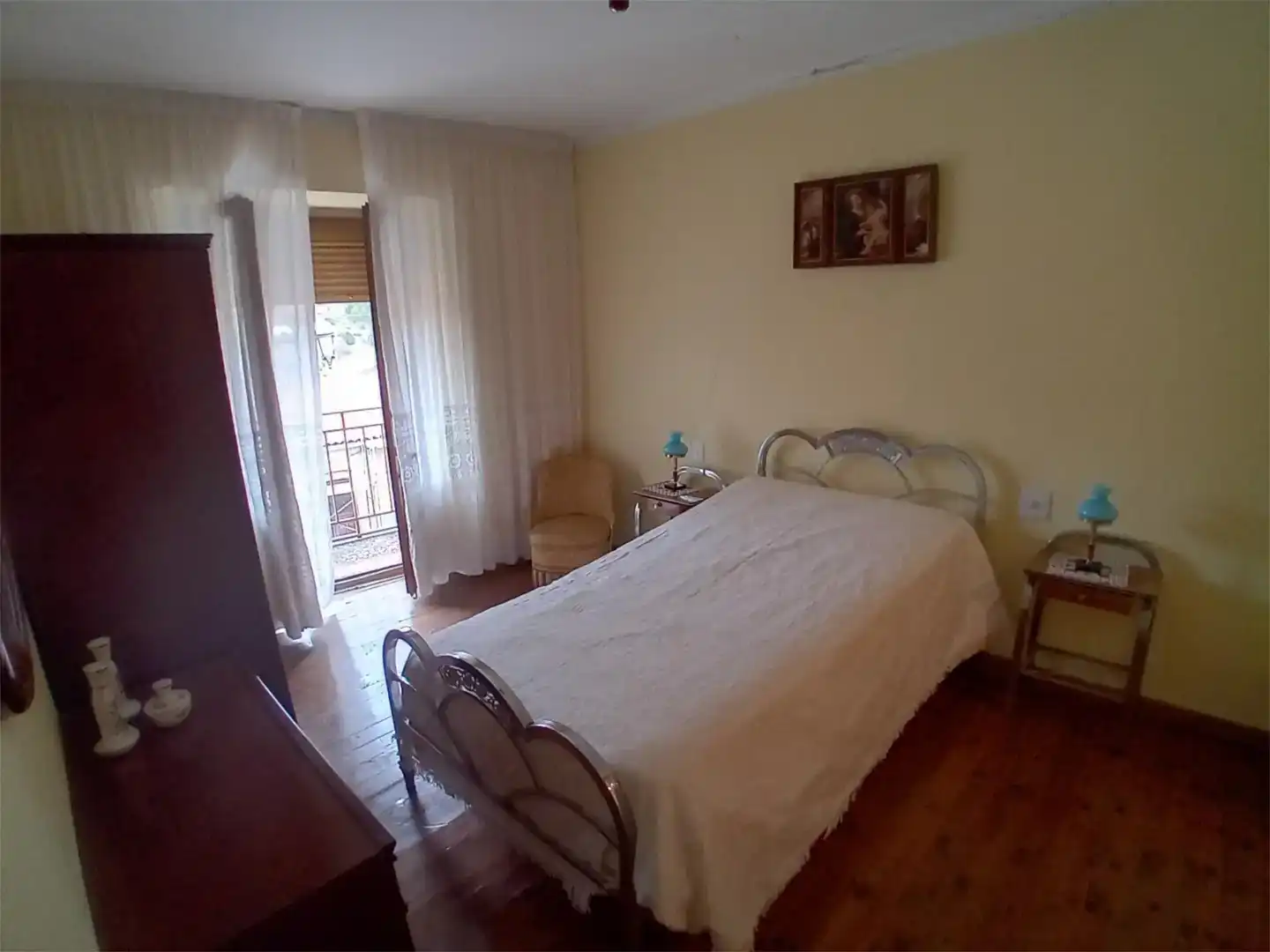 Dormitori de Casa adosada en venda en Cabrejas del Pinar amb Traster, Moblat i Balcó