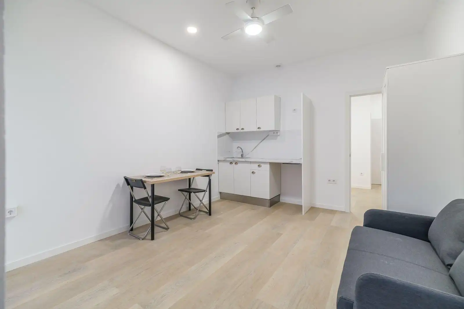 Loft en venta en L'Hospitalet de Llobregat con Parquet