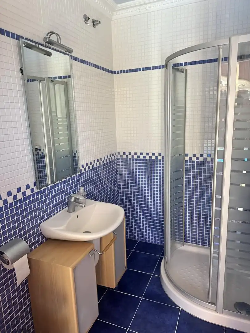Bany de Casa o xalet en venda en Fuengirola amb Aire condicionat i Terrassa