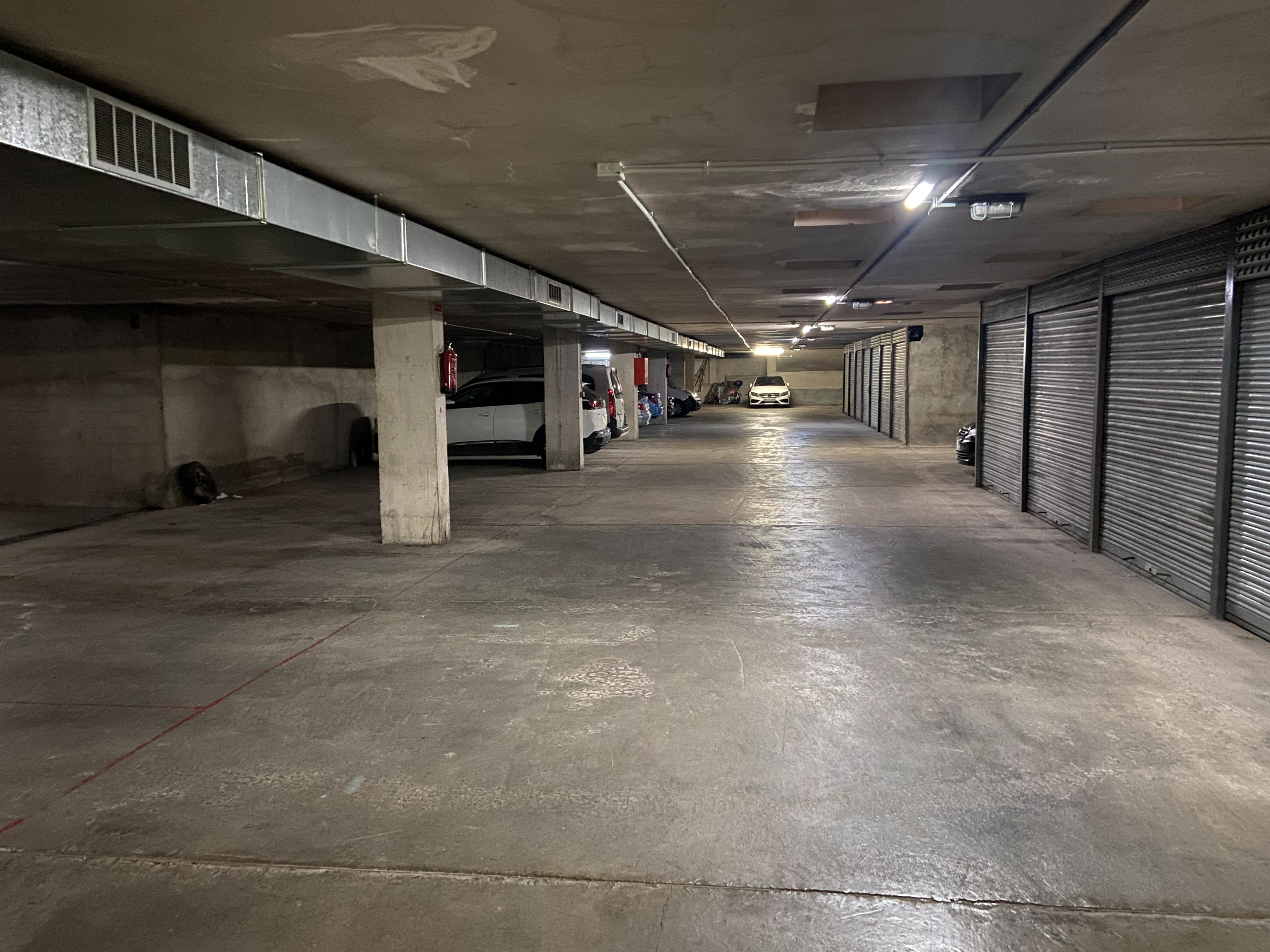 Aparcament de Garatge en venda en Vic