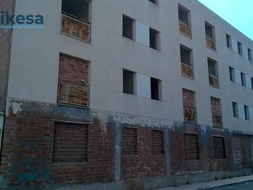 Wohngebäude zum Verkauf in Torredonjimeno