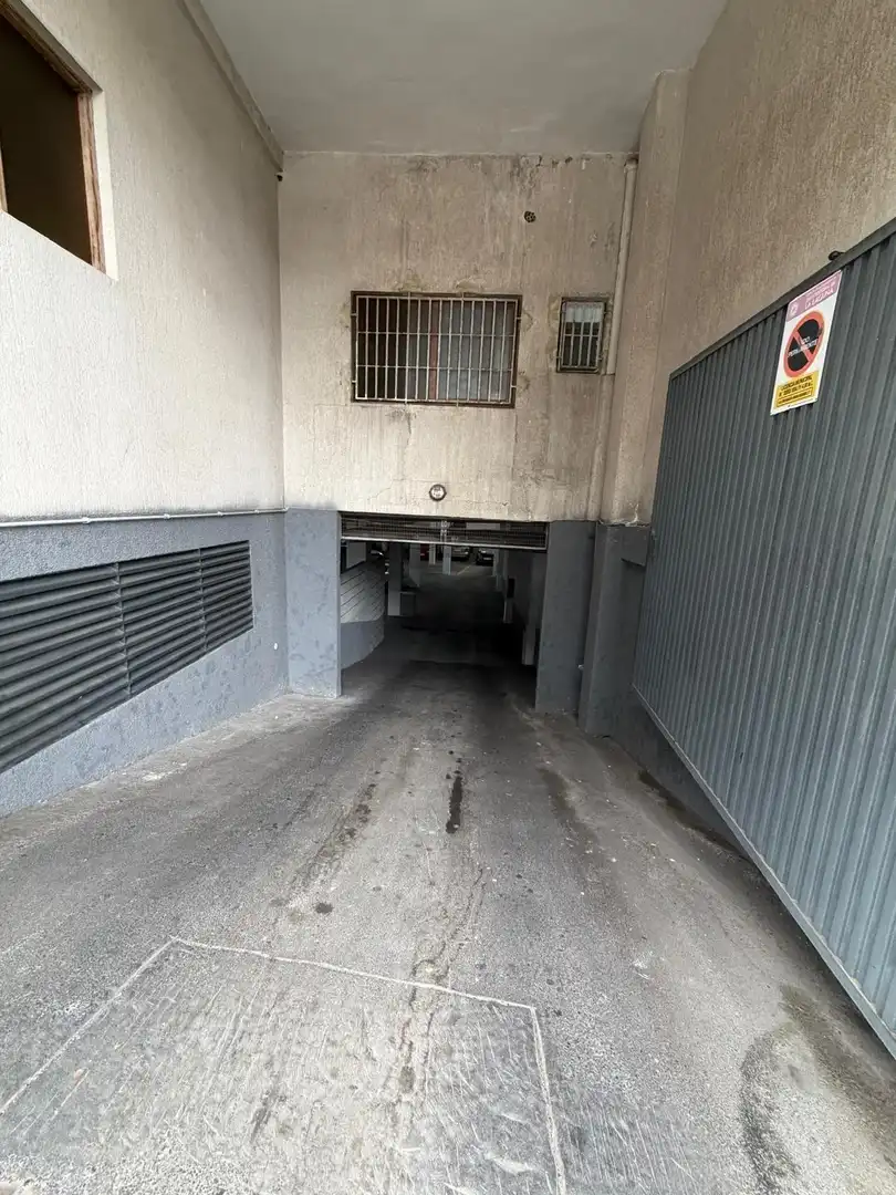 Aparcament de Pis en venda en San Cristóbal de la Laguna amb Moblat i Balcó