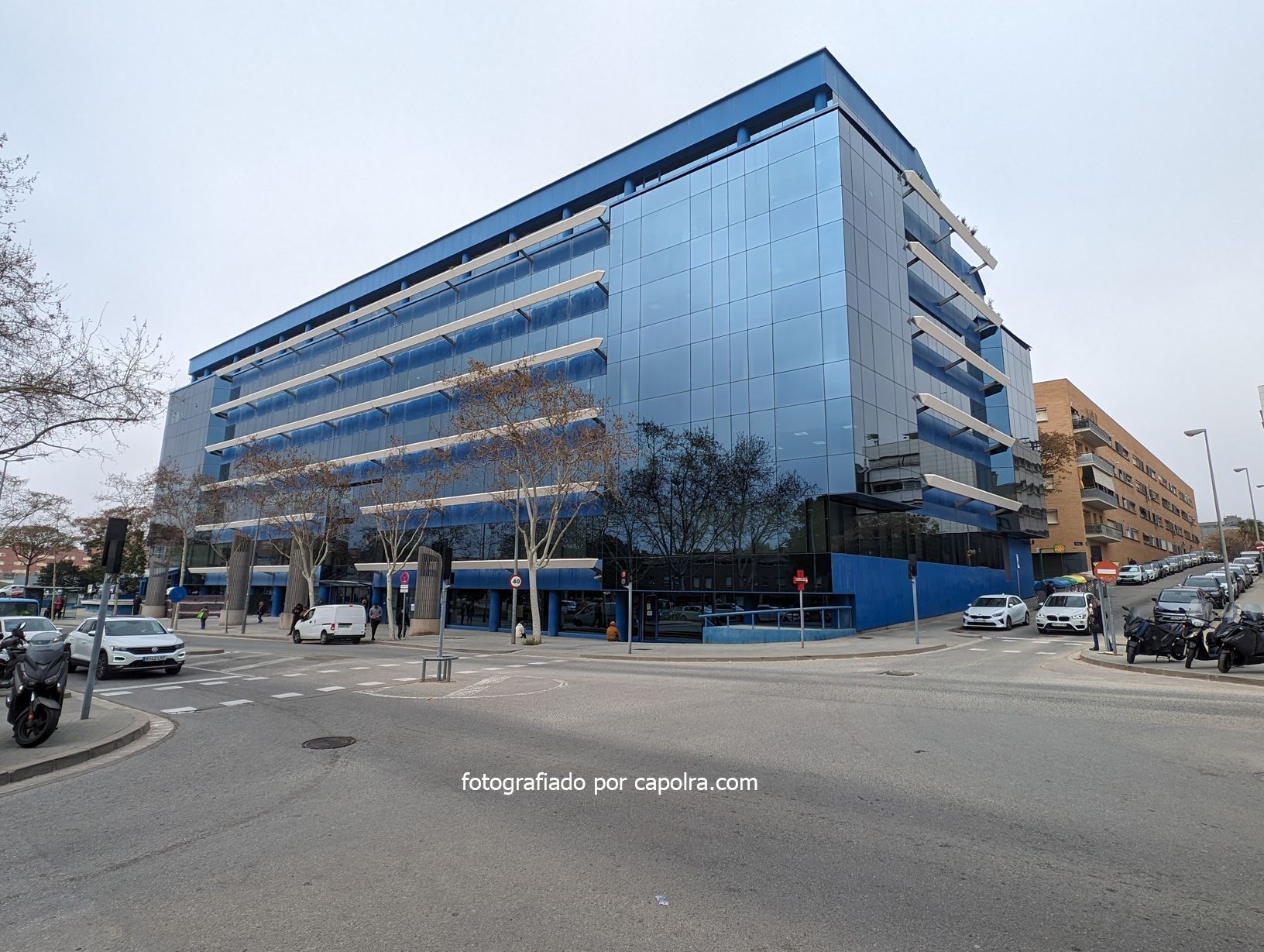 Vista exterior de Oficina en venda en Badalona amb Aire condicionat i Calefacció