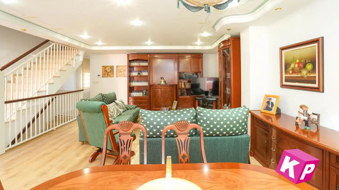 Bungalow con piscina en venta en Calle Juan Gris, imagen 10