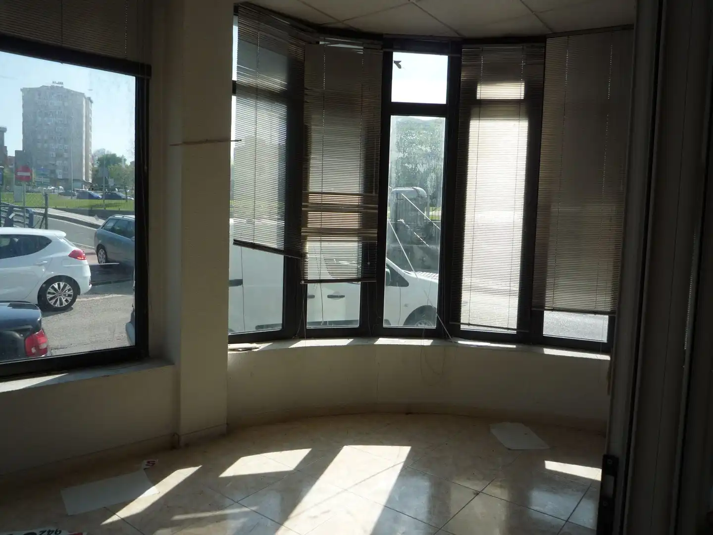 Local comercial en alquiler en Alisal - San Román, imagen 7