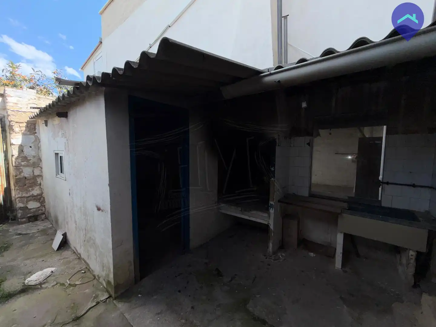 Exterior view of Flat for sale in Valencia  with Storage room and Alarm
