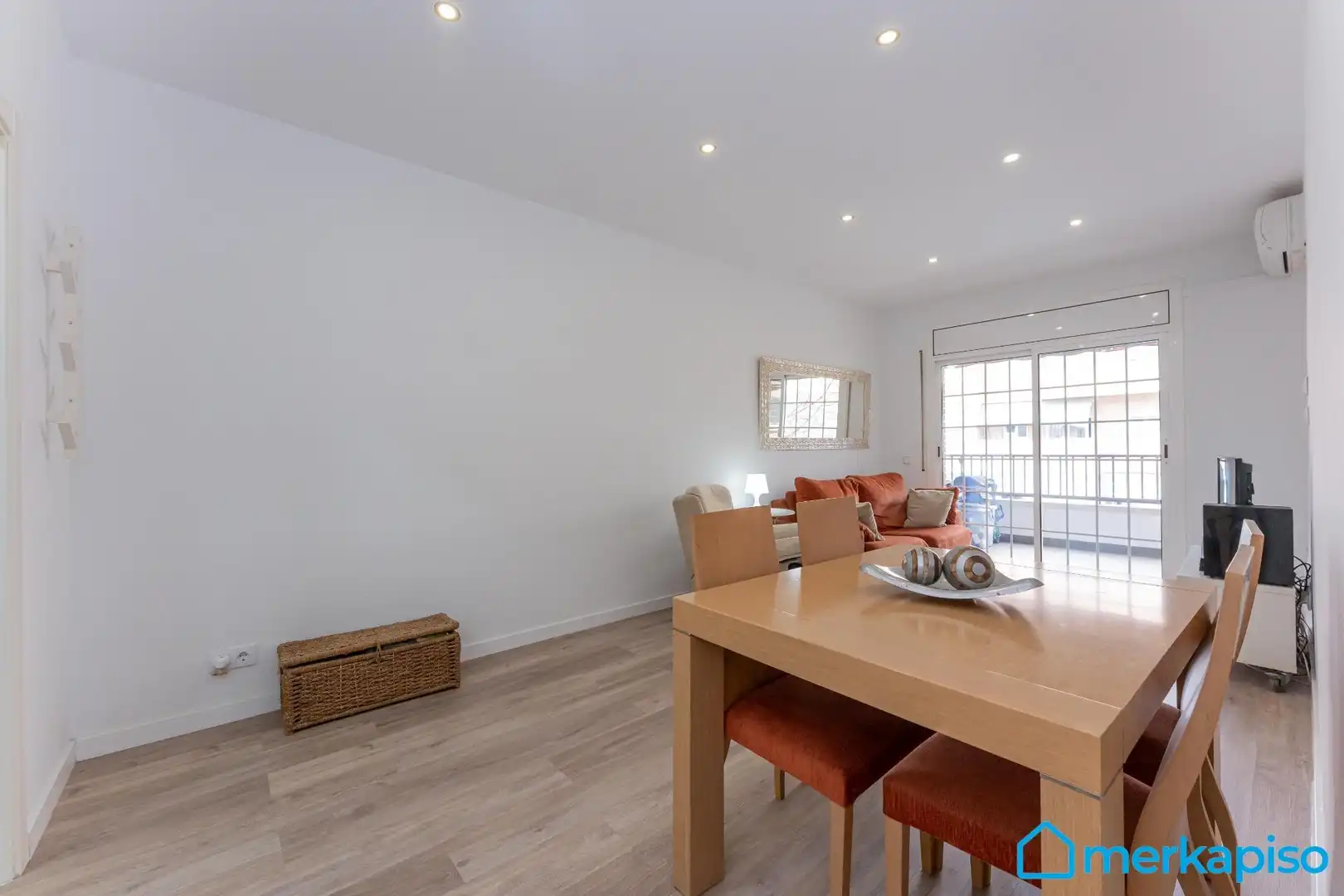 Comedor de Piso en venta en Viladecans con Aire acondicionado y Balcón