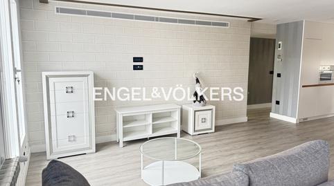 Foto 3 de Ático de alquiler en Goya, Madrid